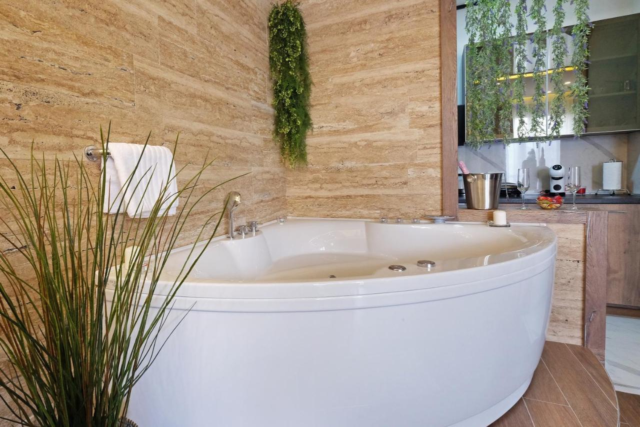 Central Spa Galaxy Apartment 贝尔格莱德 外观 照片